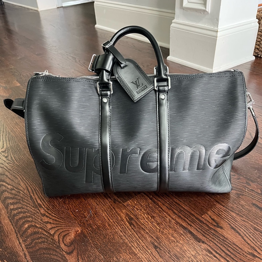 Louis Vuitton Supreme Duffel bag